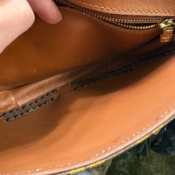 Louis Vuitton Brown and Black Fringe Crossbody Bag - Picture 6 of 9